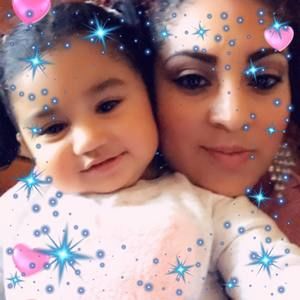 Meet your Posher, Claudia